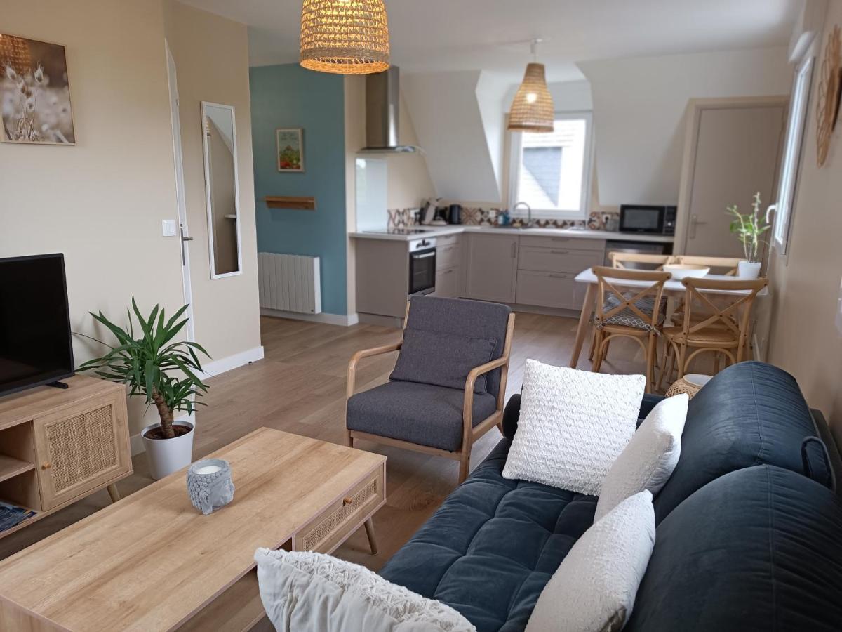 Appartement Detente Au Coeur Du Cotentin ヴァローニュ エクステリア 写真